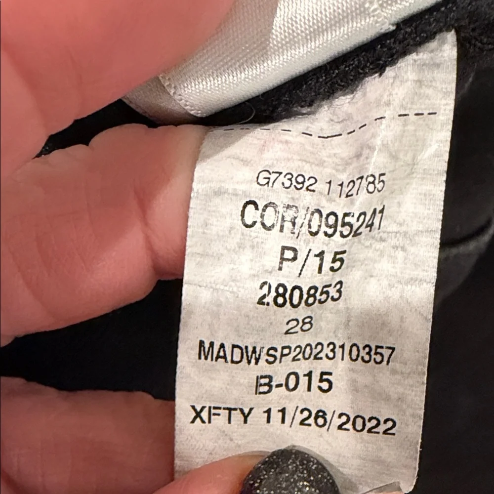Madewell Roadtripper High Rise Skinny Jeans Black Magic Pockets Stretch Size 28 - Picture 12 of 12